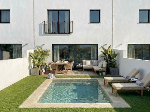Casa en venta en calle Marqués de Comillas, Terrassa, de 155 m² 3 habitaciones por 470.000