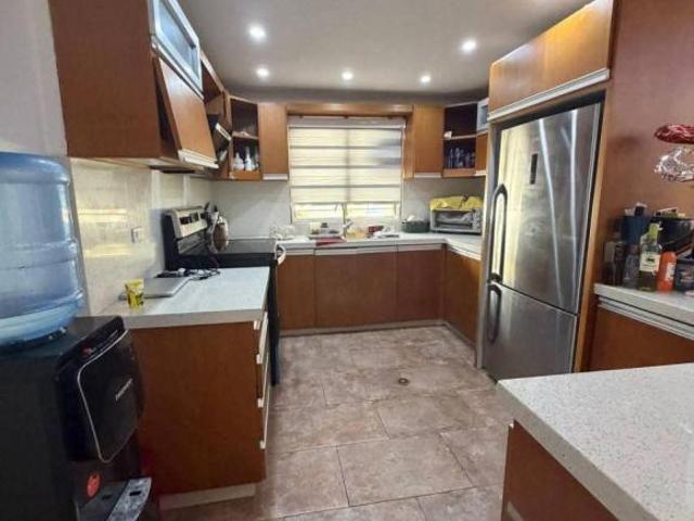 CASA EN VENTA EN CALLE MILTON COLONIA ANZURES CDMX