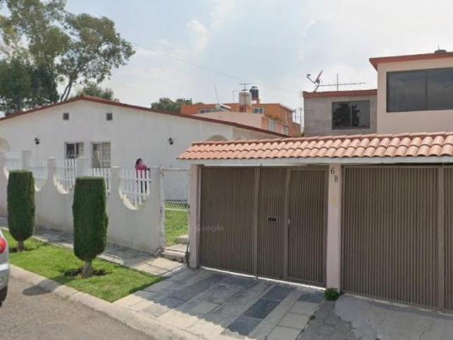 Casa en Venta en Calle Mira Azul #6 A