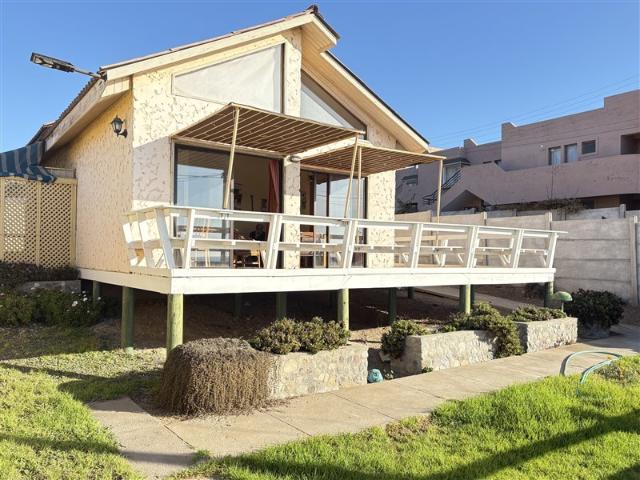 Casa en Venta en Calle Navarino / Las Dunas