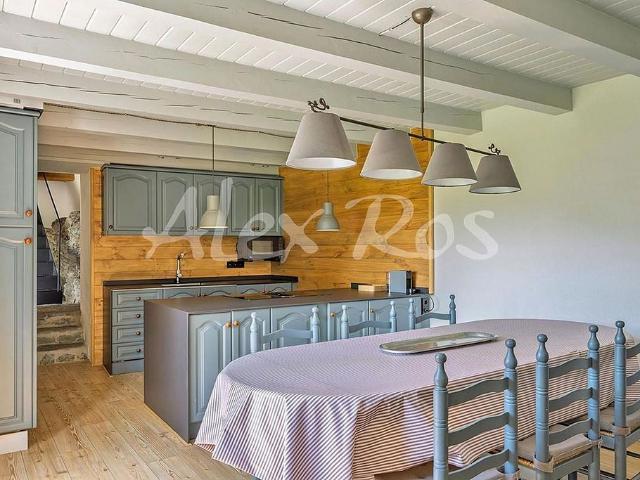 Casa en venta en calle Niula, Ger, de 150 m² 3 habitaciones por 495.000