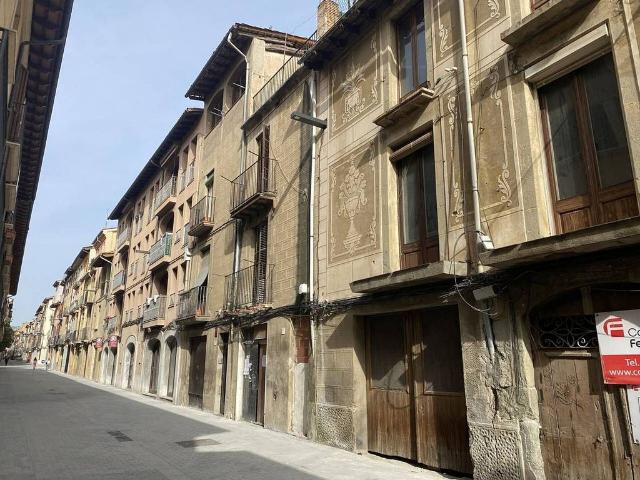 Casa en venta en calle Nou, Vic, de 594 m² 1 habitación por 356.000