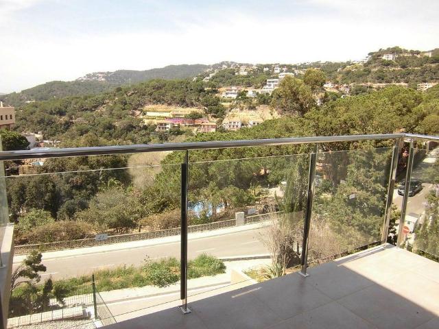 Chalet en venta en calle Alexandria, Lloret de Mar, de 480 m² 8 habitaciones por 485.000