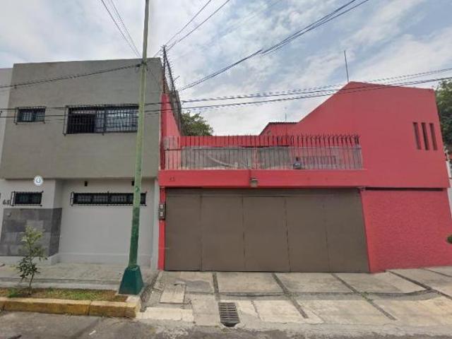 Casa En Venta En Calle Alondra Col. El Rosedal En Coyoacán Oportunidad