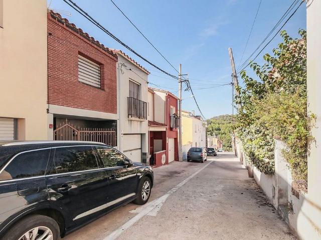Casa en venta en calle Alt Camp, Bonastre, de 105 m² 3 habitaciones por 95.000