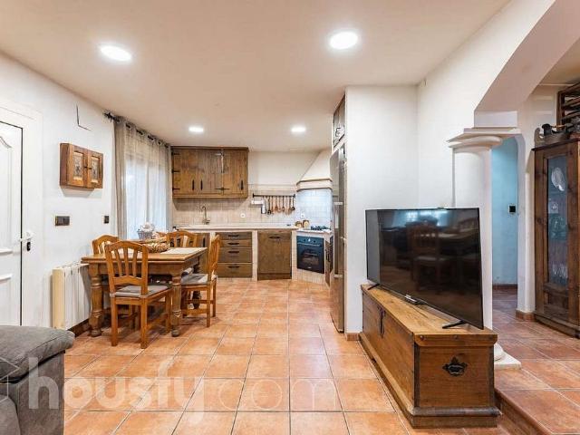 Casa en venta en calle Àngel Guimerà, Piera, de 159 m² 3 habitaciones por 345.000