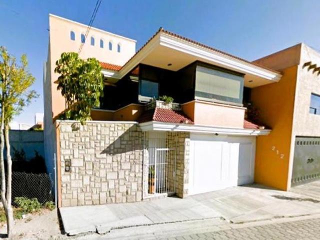 Casa en VENTA en calle Aquiles Serdán, Puebla