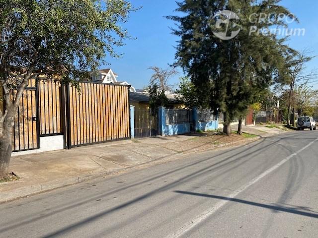 Casa en Venta en Calle Arturo Prat con Calle Ongolmo