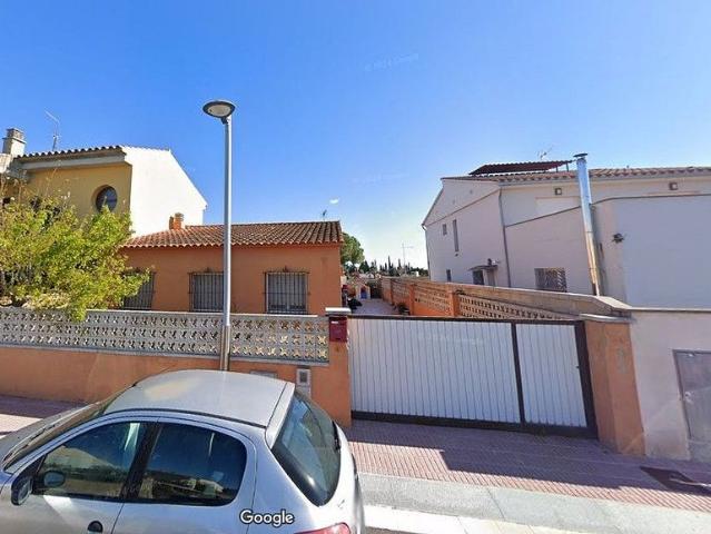 Casa en venta en calle Barcelona, Vilamalla, de 88 m² 1 habitación por 133.000
