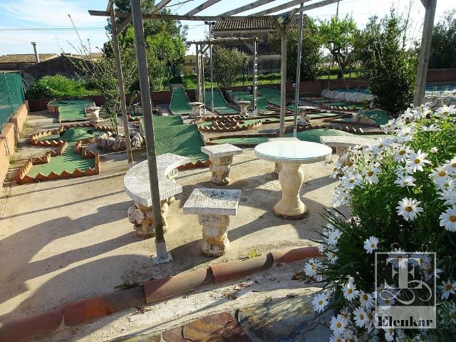 Casa en venta en calle Cal Margarit, Castellví de la Marca, de 415 m² 8 habitaciones por 755.000