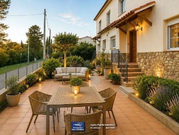 Chalet en venta en calle Can Sau, Ametlla del Vallès, l´, de 282 m² 6 habitaciones por 460.000