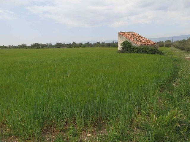Casa en venta en calle Castell D'ulldecona, Ulldecona, de 25 m² 1 habitación por 28.000