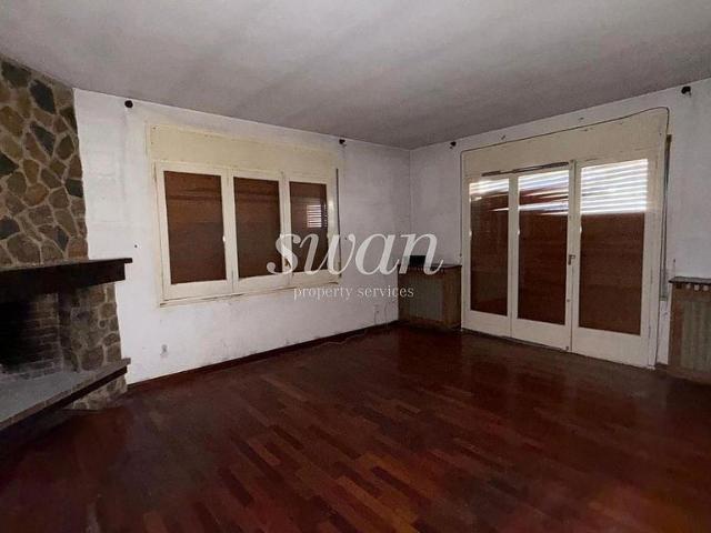 Casa en venta en calle Cardenal Cisneros, Sant Cugat del Vallès, de 177 m² 3 habitaciones por 690.000