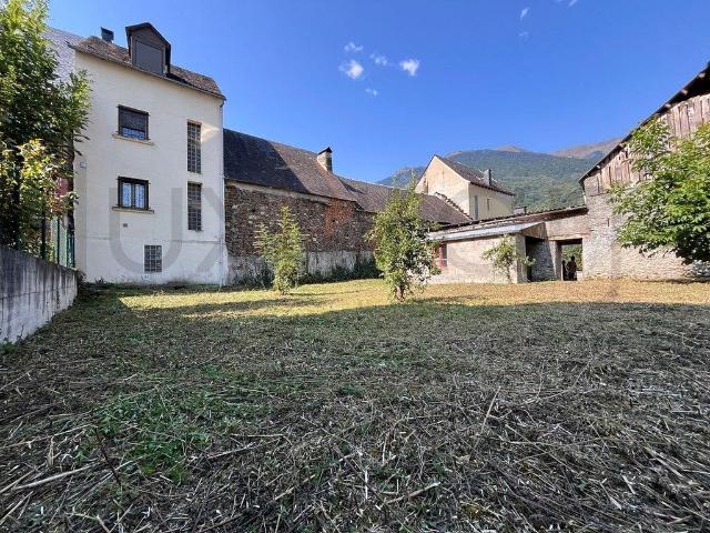 Casa en venta en calle Carrèr Era Carrèra, Les, de 480 m² 4 habitaciones por 295.000