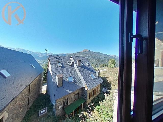 Casa en venta en calle Carrèr Sant Pau, Vielha e Mijaran, de 45 m² 2 habitaciones por 280.000