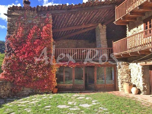 Casa en venta en calle D'aball, Arsèguel, de 455 m² 5 habitaciones por 645.000
