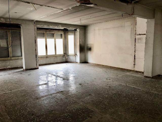 Casa adosada en venta en calle D'arquímedes, Terrassa, de 266 m² 4 habitaciones por 449.000