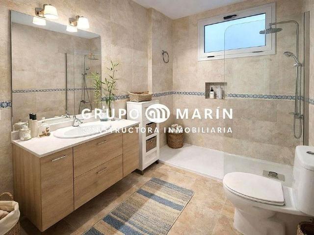 Casa en venta en calle De Miquel Moragas, Premià de Mar, de 143 m² 4 habitaciones por 579.000