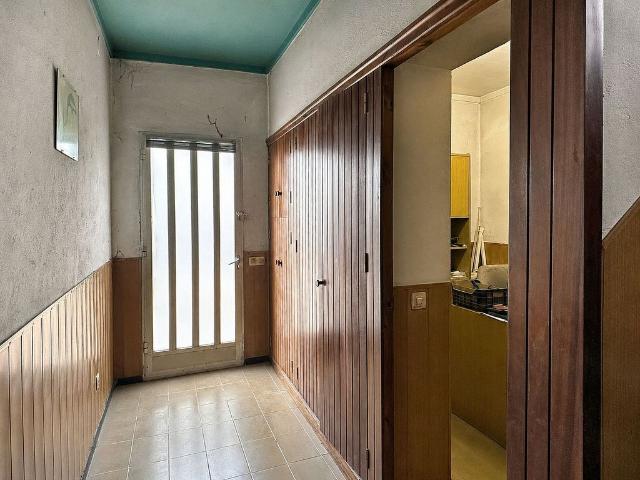 Chalet en venta en calle De Girona, Verges, de 200 m² 8 habitaciones por 315.000