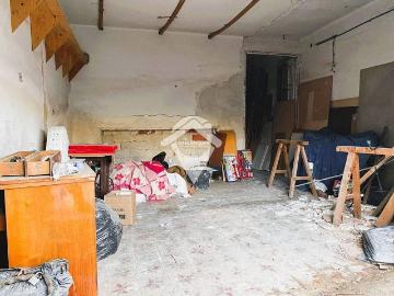 Casa en venta en calle De Goethe, Sabadell, de 65 m² 1 habitación por 109.000