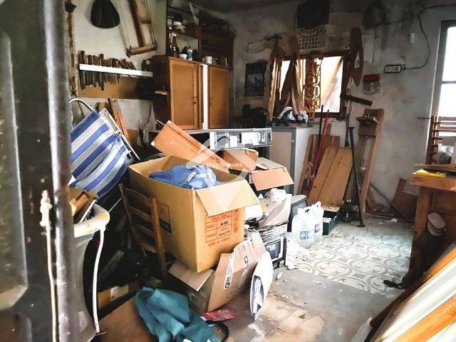 Casa en venta en calle De Goethe, Sabadell, de 65 m² 1 habitación por 109.000