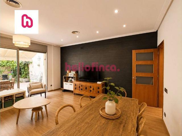 Casa en venta en calle De Joan Maragall, Prat de Llobregat, El, de 77 m² 2 habitaciones por 480.000