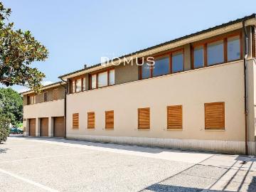 Besalú, Girona, Cataluña, Cataluña - Cuarto de servicio