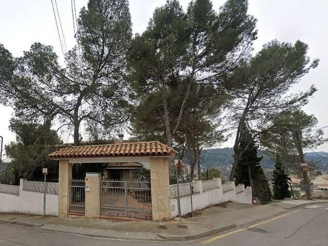 Casa en venta en calle De la Creu de Sussalba, Corbera de Llobregat, de 347 m² 1 habitación por 374.000