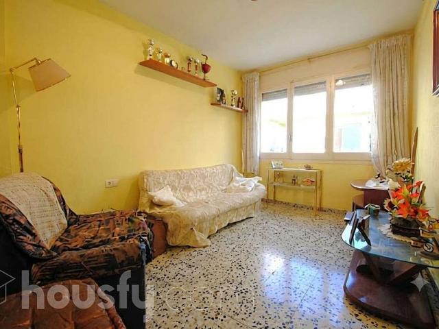 Casa en venta en calle De la Parellada, Vilafranca del Penedès, de 172 m² 4 habitaciones por 267.000
