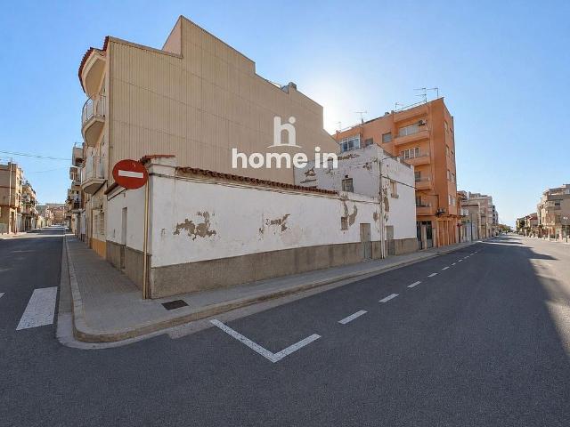 Casa en venta en calle De L'arxiu de Simancas, Sant Carles de la Ràpita, de 161 m² 3 habitaciones por 315.000