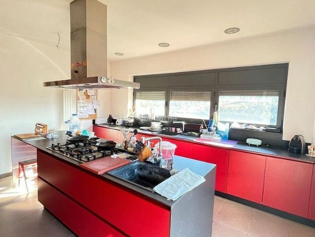 Casa en venta en calle De Les Eres, Rocafort de Queralt, de 354 m² 4 habitaciones por 250.000