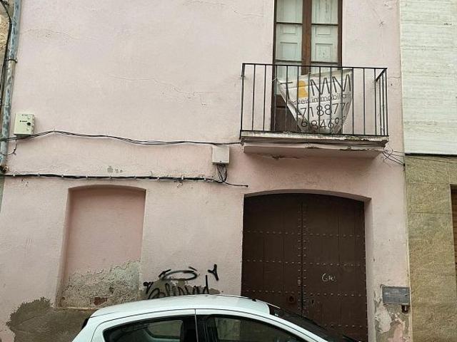 Casa adosada en venta en calle De Les Hortes, Esparreguera, de 101 m² 3 habitaciones por 134.000