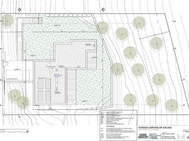 Casa en venta en calle De París, Terrassa, de 94 m² 3 habitaciones por 139.000