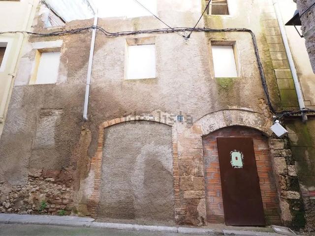 Casa en venta en calle De Pi i Margall, Sant Quintí de Mediona, de 509 m² 4 habitaciones por 80.575