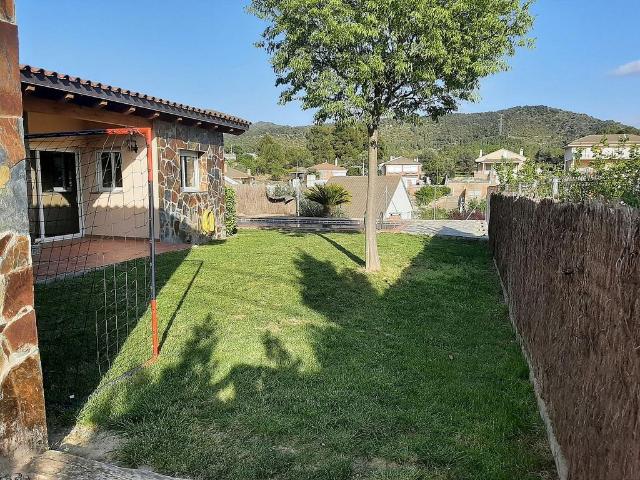 Casa en venta en calle De Salvador Espriu, Sant Vicenç de Castellet, de 122 m² 3 habitaciones por 395.000