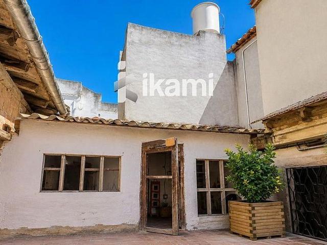 Casa en venta en calle De Sant Antoni, Sant Cugat Sesgarrigues, de 118 m² 4 habitaciones por 130.000