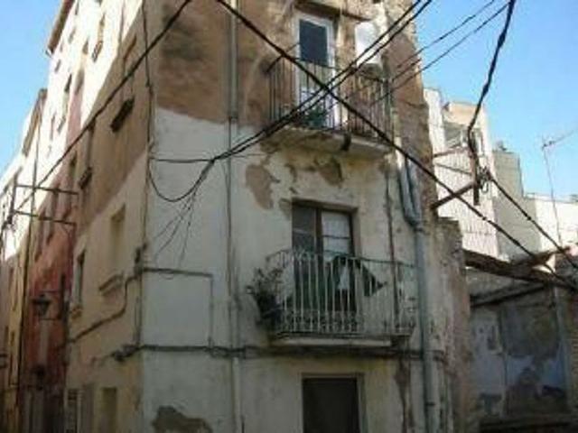 Casa en venta en calle De Sant Blai, Tortosa, de 60 m² 2 habitaciones por 23.700