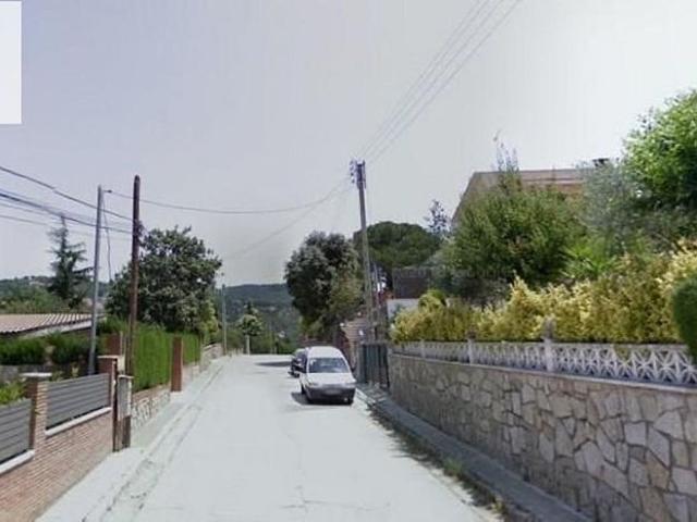 Chalet en venta en calle De Sant Esteve, Vilanova del Vallès, de 146 m² 4 habitaciones por 250.000