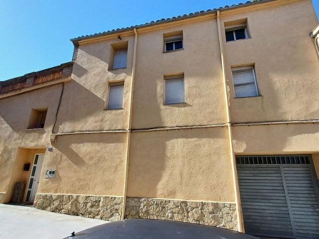 Casa en venta en calle De Sant Sadurní, Sant Pere de Riudebitlles, de 390 m² 4 habitaciones por 240.000