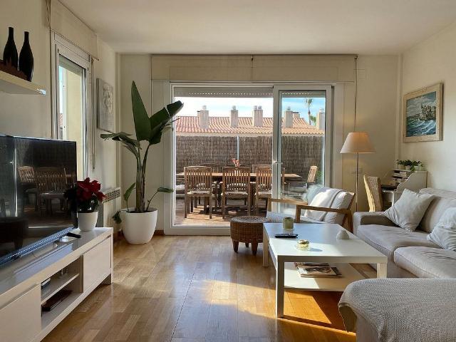 Casa adosada en venta en calle Del Tennis, Sitges, de 136 m² 4 habitaciones por 595.000