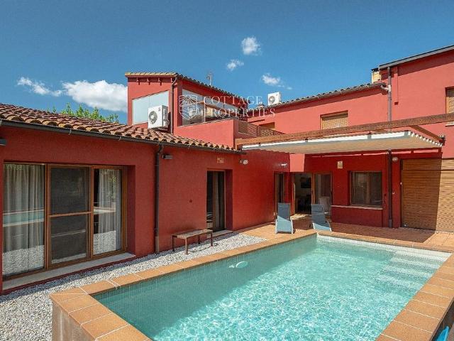 Casa en venta en calle Del Trull, Forallac, de 416 m² 7 habitaciones por 695.000