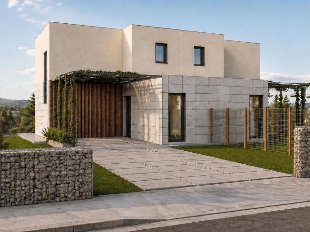 Casa en venta en calle Del Baix Empordà, Calonge, de 630 m² 3 habitaciones por 598.000