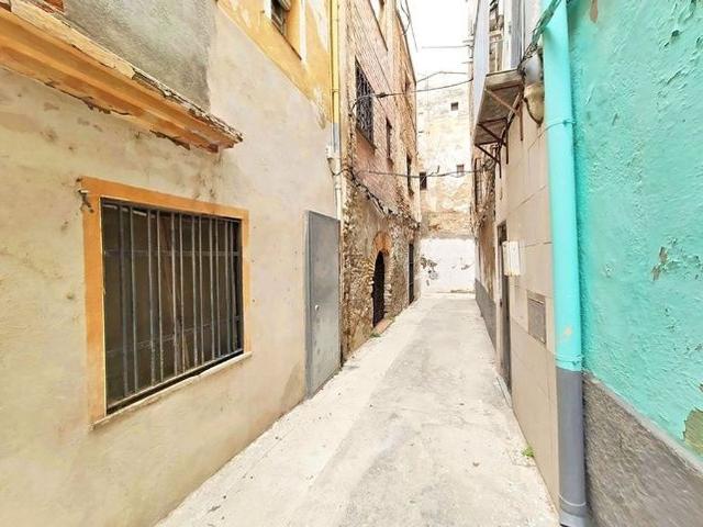 Casa en venta en calle Del Cec, Tortosa, de 229 m² 3 habitaciones por 20.000