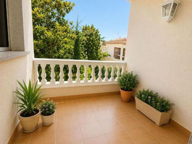 Casa en venta en calle Del Doctor Martí Casas, Premià de Mar, de 353 m² 4 habitaciones por 795.000