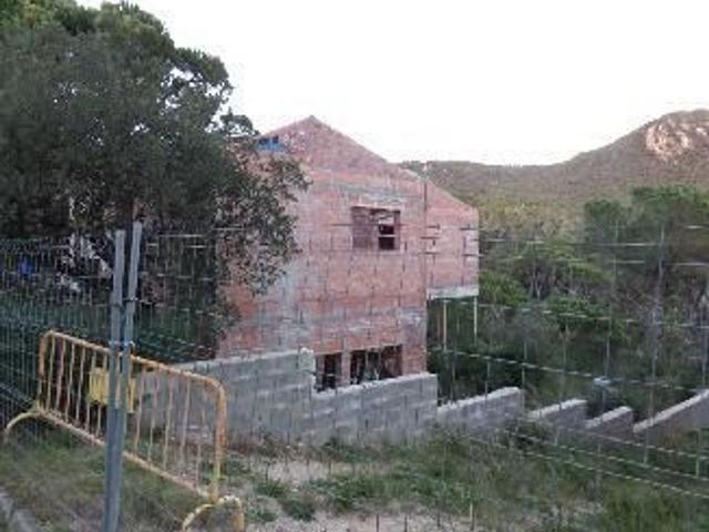 Casa en venta en calle Del Puig Brull, Santa Cristina d´Aro, de 202 m² 3 habitaciones por 179.000
