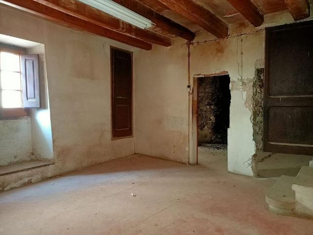 Casa en venta en calle D'isidre Forn, Prats de Rei, Els, de 288 m² 3 habitaciones por 49.000