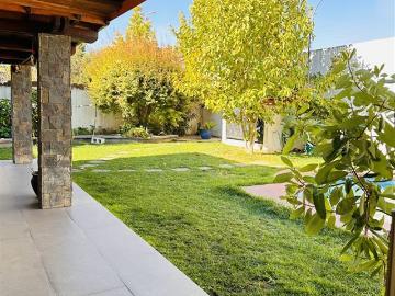Casa en Venta en Calle Flores Millán