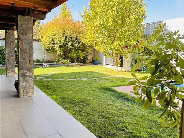Casa en Venta en Calle Flores Millán