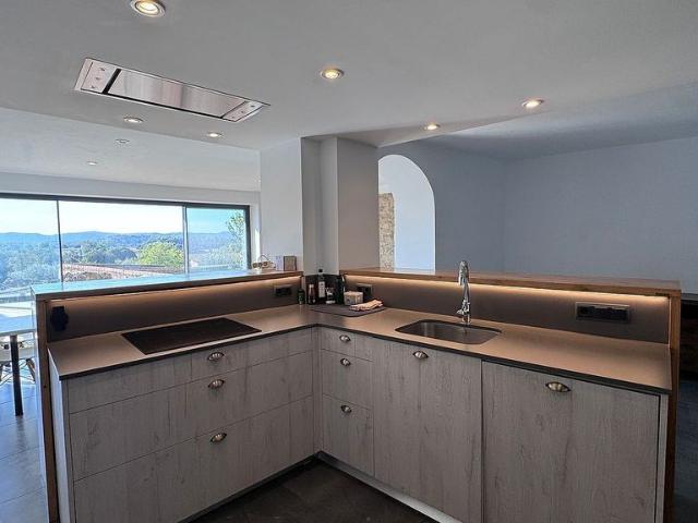 Casa en venta en calle Genis, Corçà, de 187 m² 3 habitaciones por 650.000