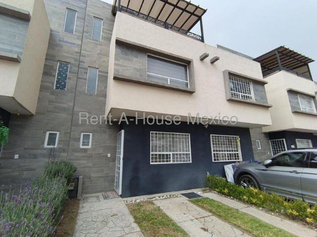 Casa en Venta en Calle Hacienda Magnolias, Villas Xaltipa RU 26 738